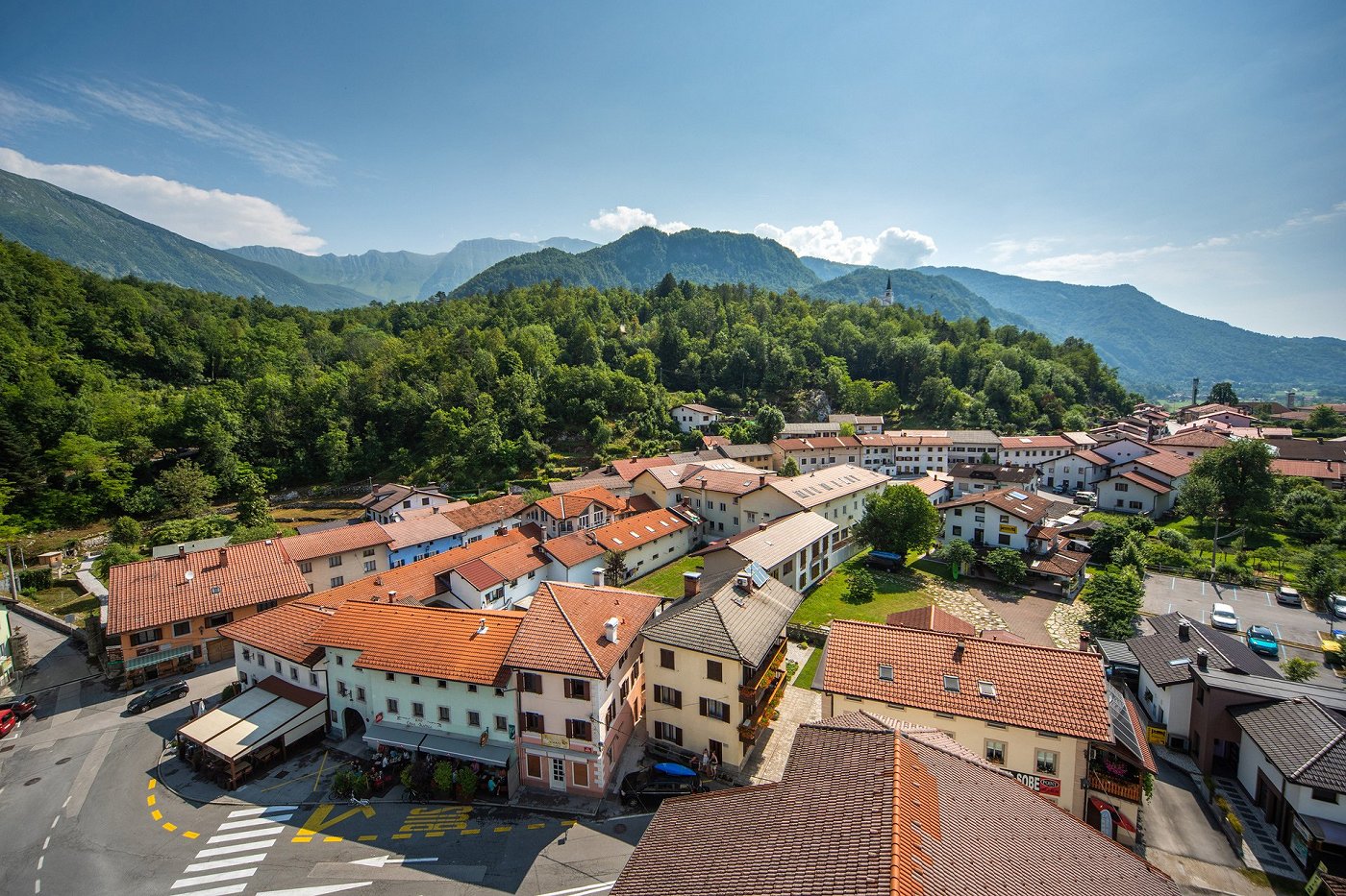 Kobariški trg, Kobarid