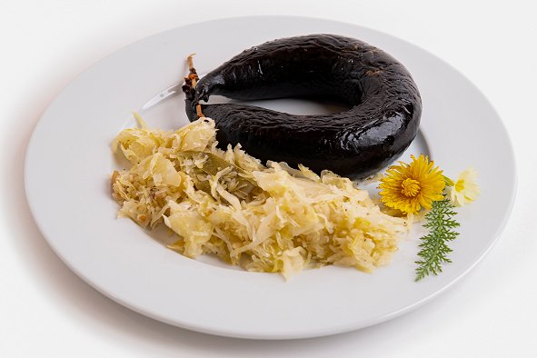 Agriturismo Široko • Salsiccia di sangue con cavolo • Soča Valley Finest