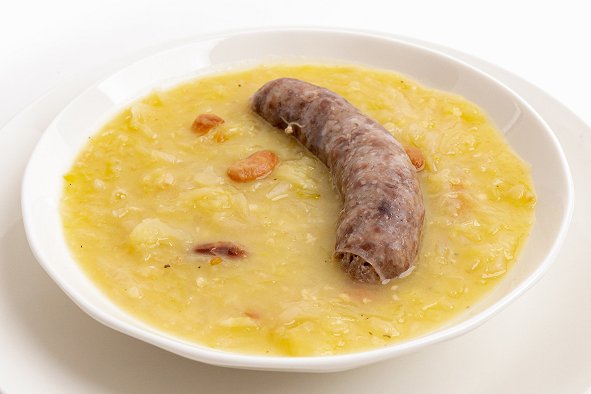 Agriturismo Pri Lovrču • Jota con salsiccia e pane • Soča Valley Finest