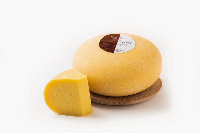Kanal Cheese Factory • Semi-hard cheese Kanalc • Soča Valley Finest