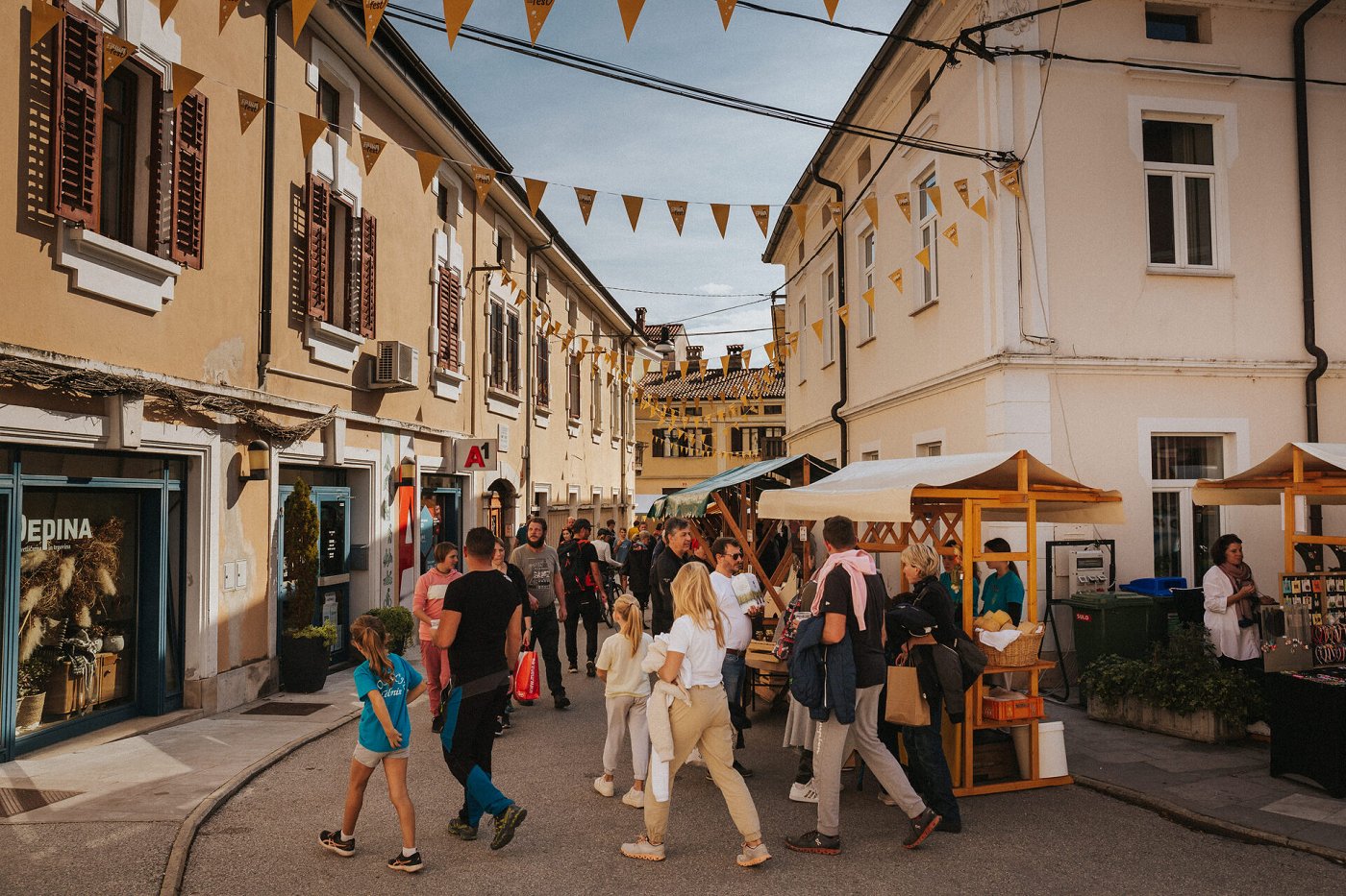 Tržnica lokalnih pridelkov in izdelkov - drugi dan