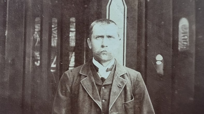 Janez Černuta - Voznik